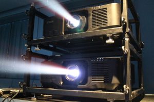 Epson 發表 PQ 系列旗艦 4K 高階工程投影機　音樂劇《囍宴》率先應用演出