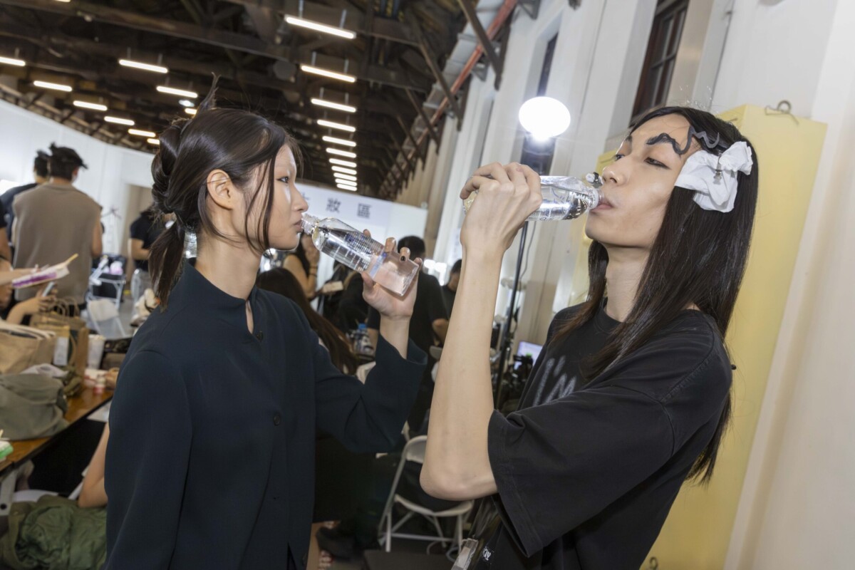 本土天然鹼性水品牌 臺北時裝周首亮相