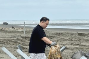 美業集團Eunice spa淨灘活動圓滿落幕 董座：開心跟團隊一起 拼下去就對了！