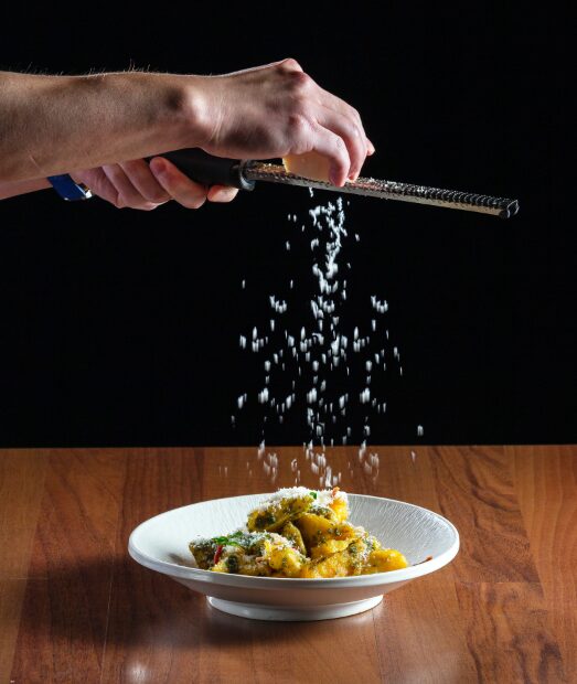 時尚粵菜 新潮登場「點八粵」插旗台北市東區 開幕優惠滿千送千