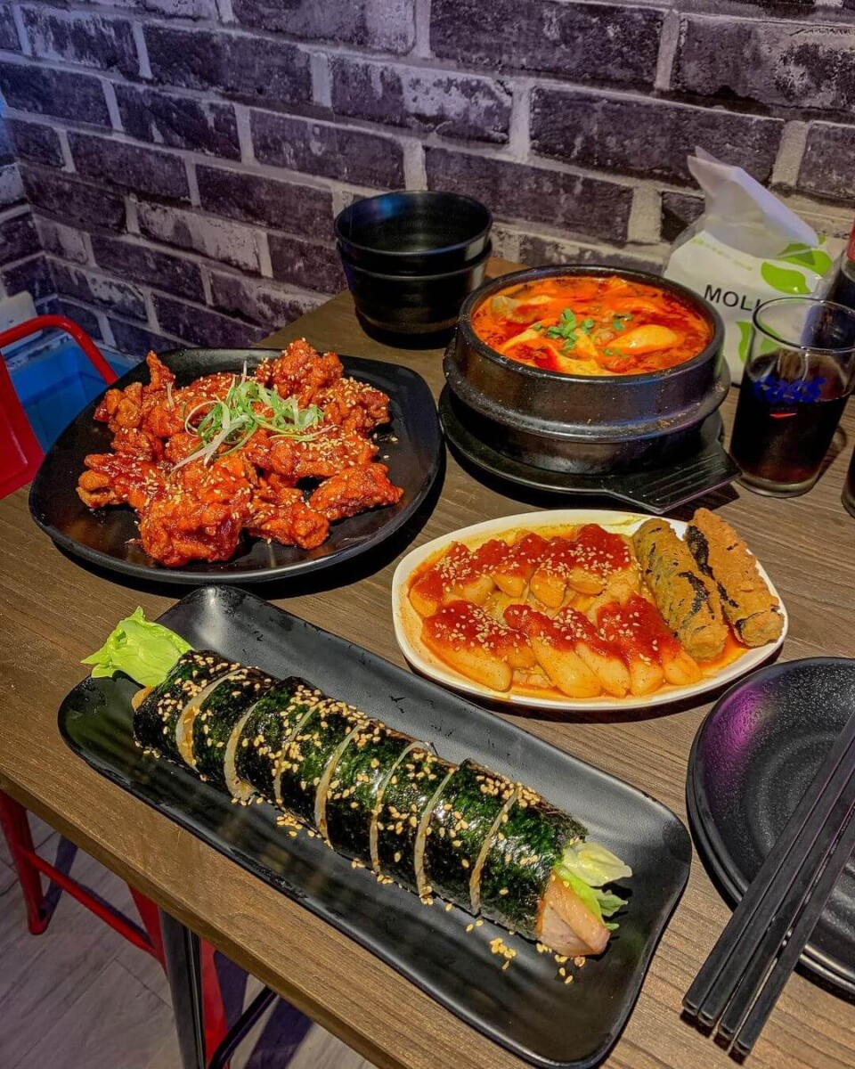 台南美食｜台南宵夜吃什麼？雙拼牛肉湯、個人麻辣鍋深夜都吃得到