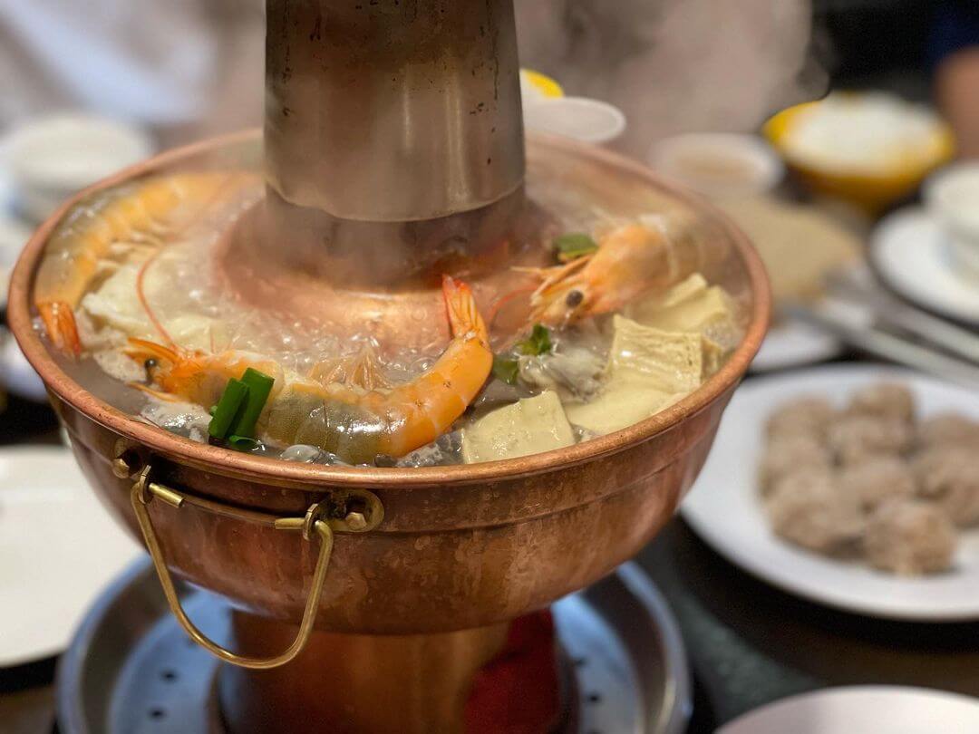 台北美食|一起吃最好吃!高人氣酸菜白肉鍋推薦