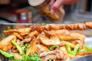 饕激推台南宵夜霸主 從綽號叫鹹酥雞到創立鹹酥雞連鎖品牌