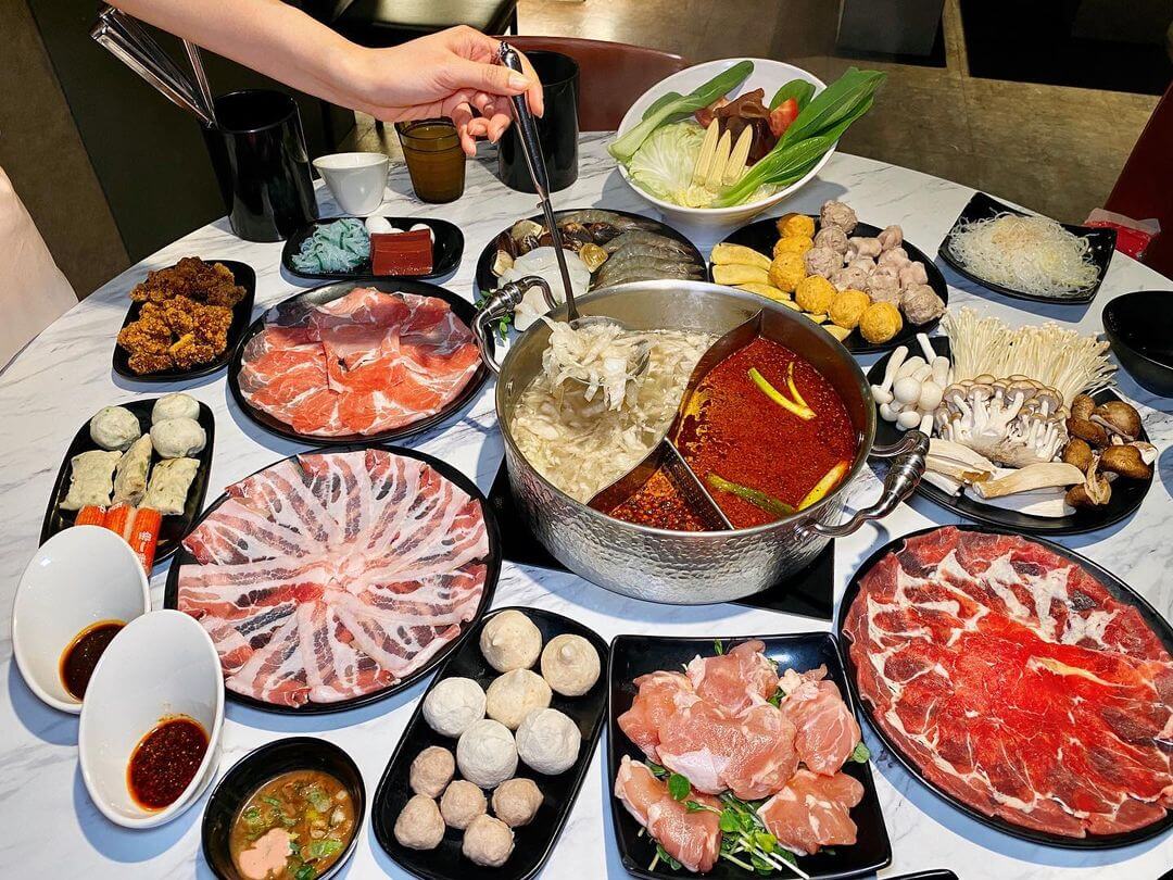 台北美食|一起吃最好吃!高人氣酸菜白肉鍋推薦