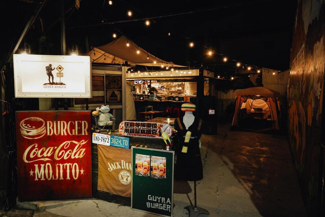 台南隱藏版澳式手作漢堡店 市區秒變露營秘境 沉浸澳洲在慵懶氛圍