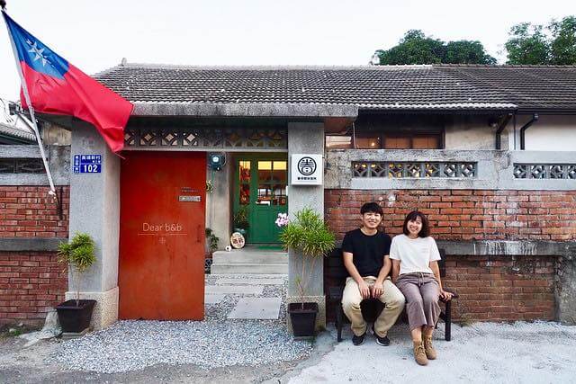 台灣住宿｜高雄包棟住宿推薦TOP6，用歲月說故事的眷村民宿，設計感十足的藝術公寓，就是要包棟讓你玩得盡興又放鬆。