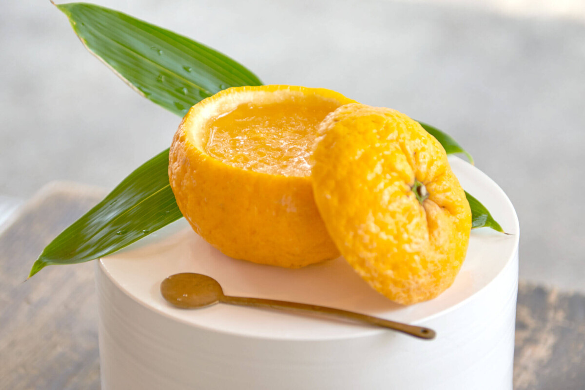 日本美食｜泡完溫泉來箱根湯本商店街 吃溫泉饅頭、湯麻糬跟炸海鮮