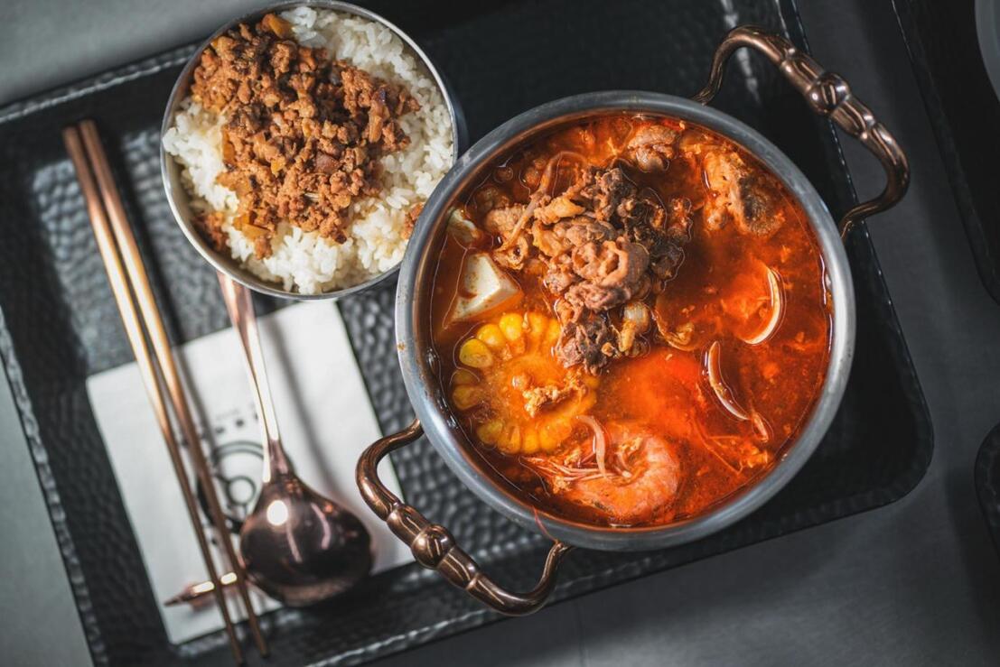 潮玩 × 科技風 台中南屯隱藏限定火鍋 豐富鍋物等你解鎖