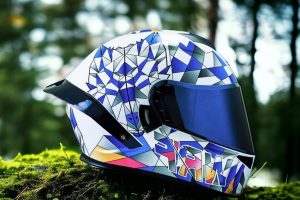 網購安全帽品牌推薦 高透氣可拆洗 國際認證打造最高安全防護