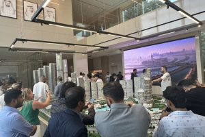 杜拜房市炙手可熱 台灣投資團直擊 抽籤買房、半日售罄成常態
