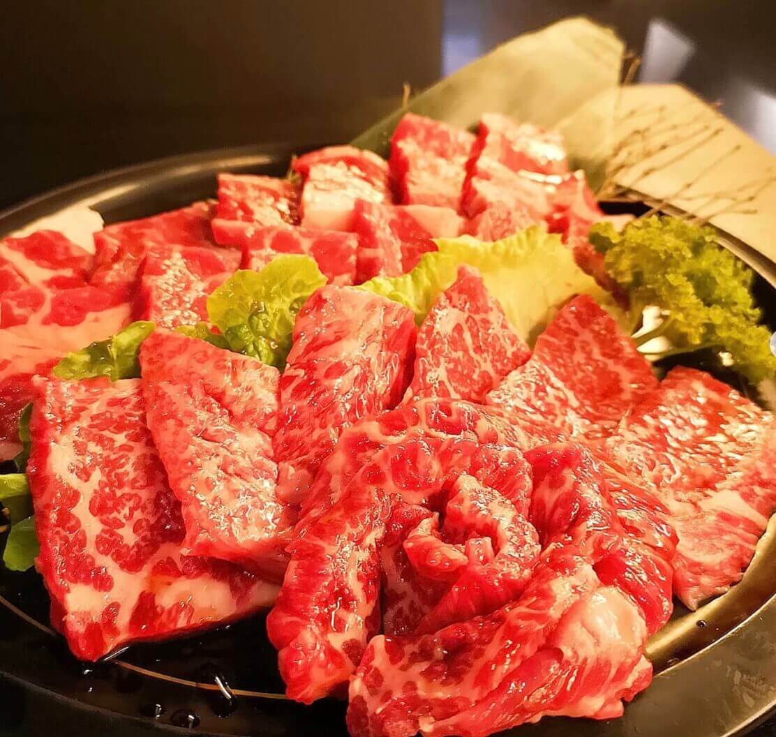 台北美食|精選6家小巨蛋周邊人氣料理,西班牙、義式、日式、中式與星馬美食樣樣有!