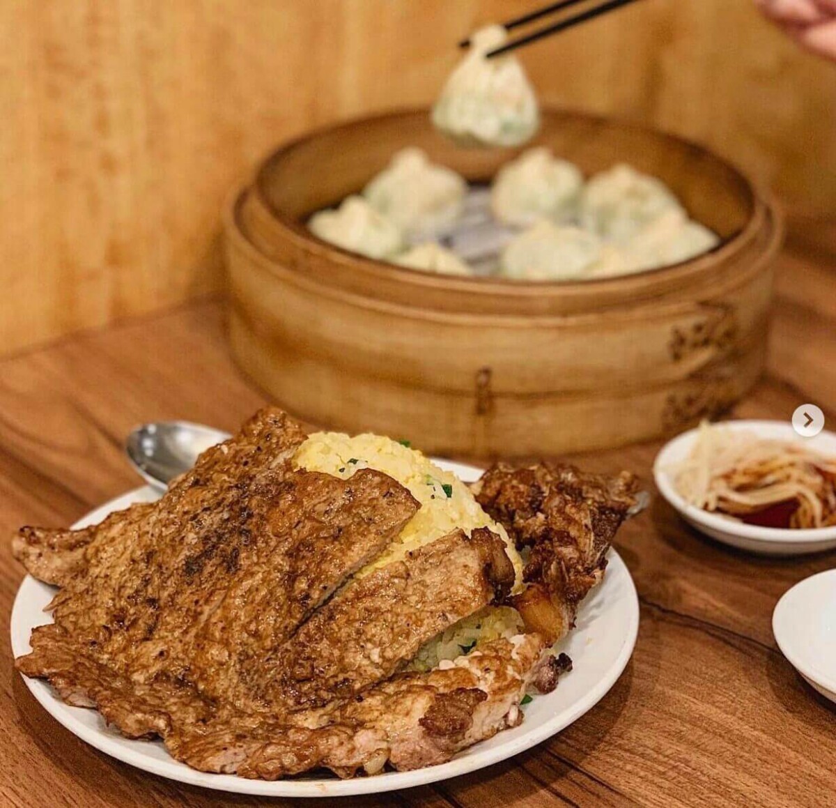 台北美食|精選6家小巨蛋周邊人氣料理,西班牙、義式、日式、中式與星馬美食樣樣有!