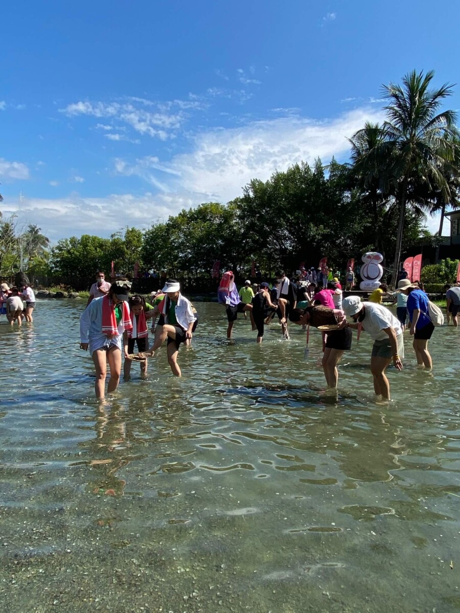 花蓮景點｜暑假消暑好去處 花蓮親子景點推薦「摸蛤仔兼洗褲」好吃好玩一次搞定