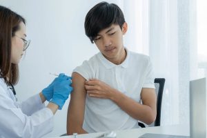 每6個月復發嚴重菜花 醫：HPV病毒不應輕忽 接種疫苗有效預防癌症風險