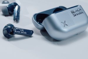 台灣信星科技攜手黑鯊 推出最新手機散熱器與電競耳機