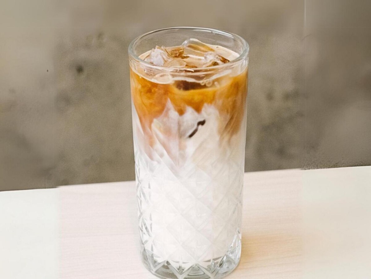 麻豆交流道下療癒系手搖飲 20歲年輕老闆堅持天然茶香引路人駐足