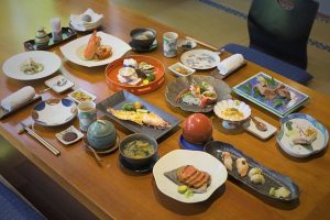 台中日本料理必訪40年日式老宅庭園 在地人私藏西區景觀餐廳