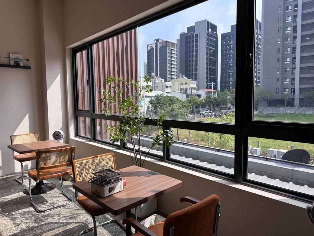 北屯早午餐新亮點 地中海料理＋質感韓系空間好吃又好拍