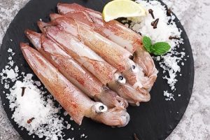 澎湖海鮮小吃店 馬公老街隱藏版小管麵線 在地人也搶著排隊