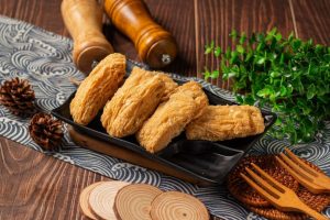 高雄銅板美食推薦 純素臭豆腐搭一口台式泡菜唰嘴絕配