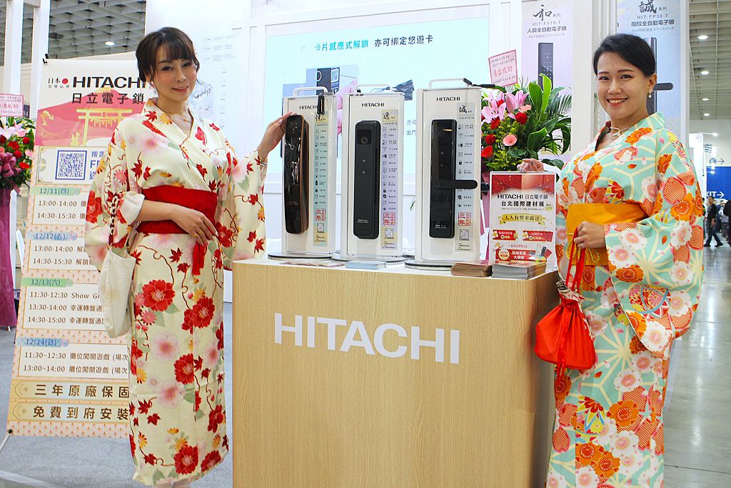 快譯通展示日立電子鎖全線產品 ,「逸系列」旗艦款搶先登場。(圖/柯宗鑫攝)