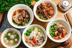 新興區牛肉麵館藏在巷弄 用手工麵和濃郁湯頭征服味蕾