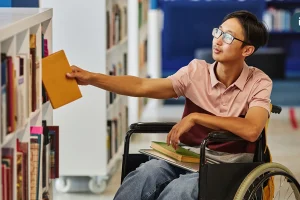 金鐘入圍到跟魏德聖學導戲 SMA廣播人伯謙：別讓身體限制想像 治療讓夢想走更遠