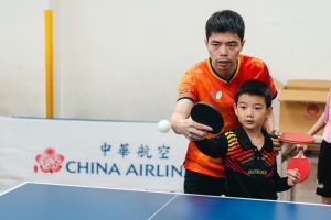 華航公益桌球營首度移師彰化 莊智淵親臨指導點燃學童熱血新年
