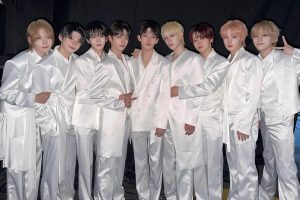 AAA 新人獎男團 AHOF 首爾開唱 九人合體、志恩回歸引爆全場