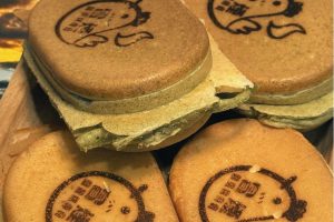 斗六雞蛋糕老闆瘋了！推出「雞佛雞蛋糕」網友 我不敢吃但想看