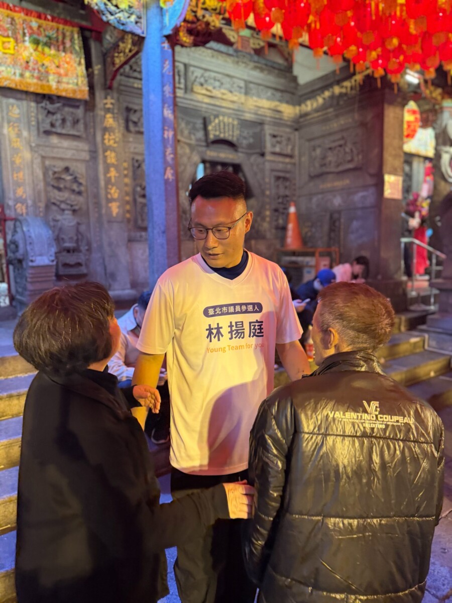 士林金面媽祖廟超靈 盛傳企業家愛拜 林揚庭除夕守夜為士林北投祈福