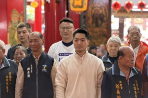 「三寶爸」合體 蔣萬安身旁「他」受矚 林揚庭傳承林瑞圖 在地囡仔拚友善育兒