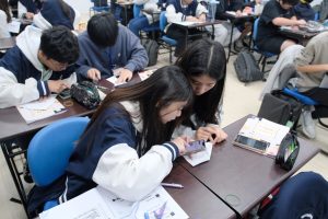 常春藤高中赴陽交大參與工程師挑戰營 時地參訪矽產業鏈 深化半導體素養