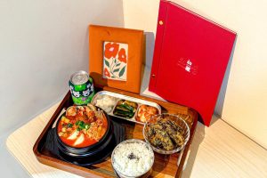 北屯韓式早午餐 麻油飯捲現點現做 搭配魚板湯超滿足