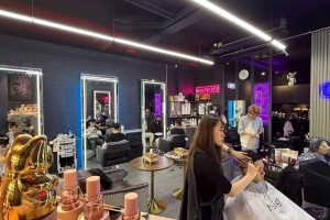 宜蘭染髮推薦 水霧染免漂髮質感升級 職籃球星指名護髮技術