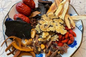 在地人狂推台東必吃羊肉爐 人氣名店藏暖心家庭故事