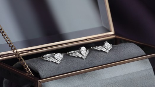 亞帝芬奇 繽紛永恆 彩鑽與高端珠寶極致呈現