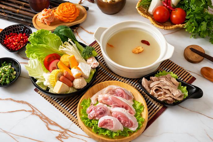 高雄養生鍋物推薦 從豬肚雞湯到川味麻奶鍋 多元湯頭一次滿足