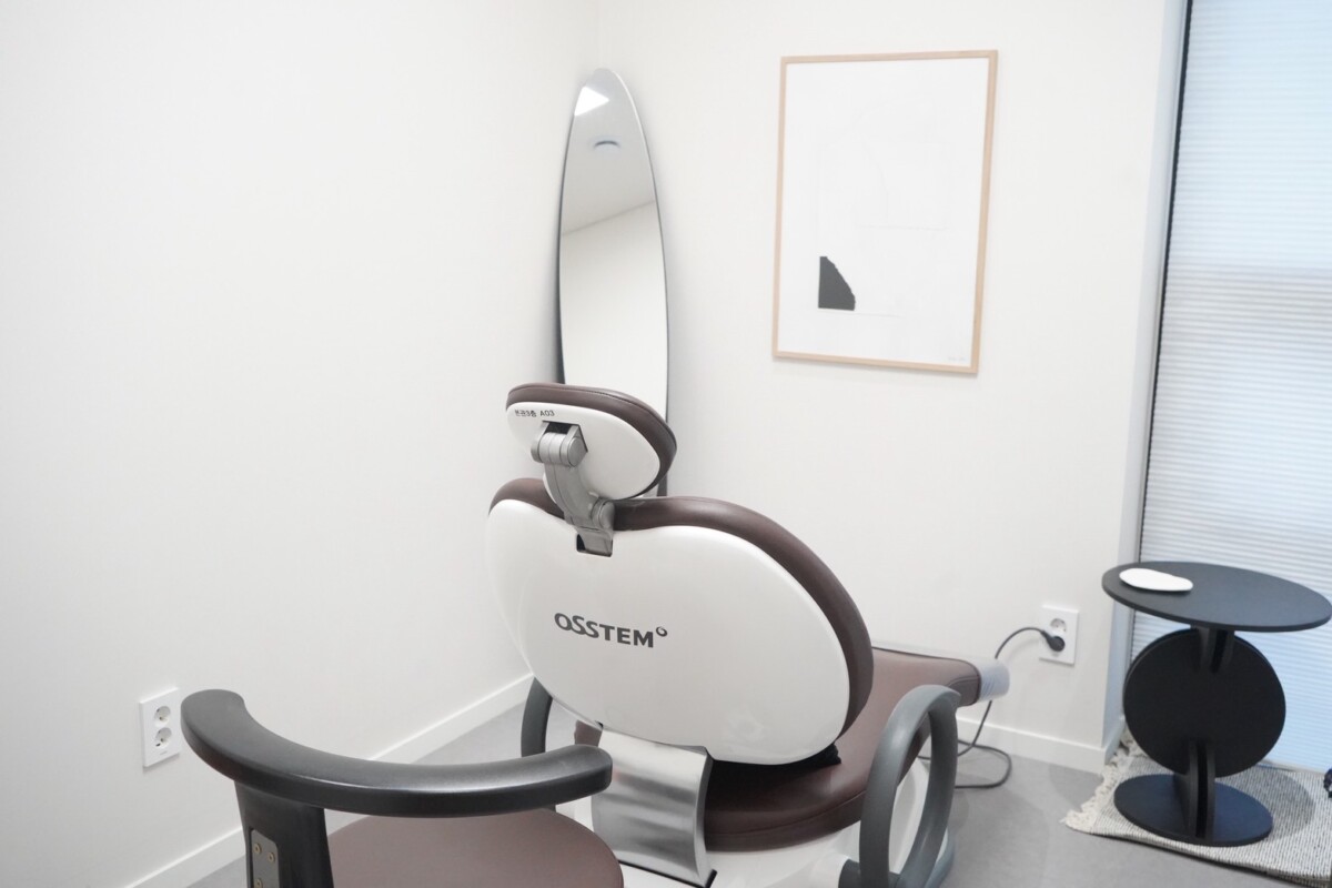 原 Dr.PetitClinic江南店更名為「UHCELL」品牌識別與服務概念同步更新