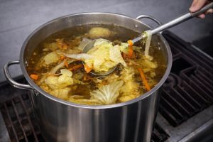 雲林麥寮火鍋店背後的返鄉選擇 用一鍋湯 煮出人生另一種可能