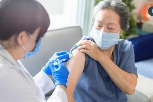 肺炎鏈球菌2劑變1劑 公費單劑策略上路 守護長輩健康便利新防線