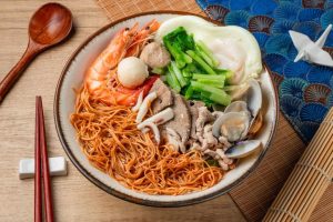 基隆好吃炒麵推薦 韓式醬香融合鮮美海味 好來客小盛一碗炒出人情味