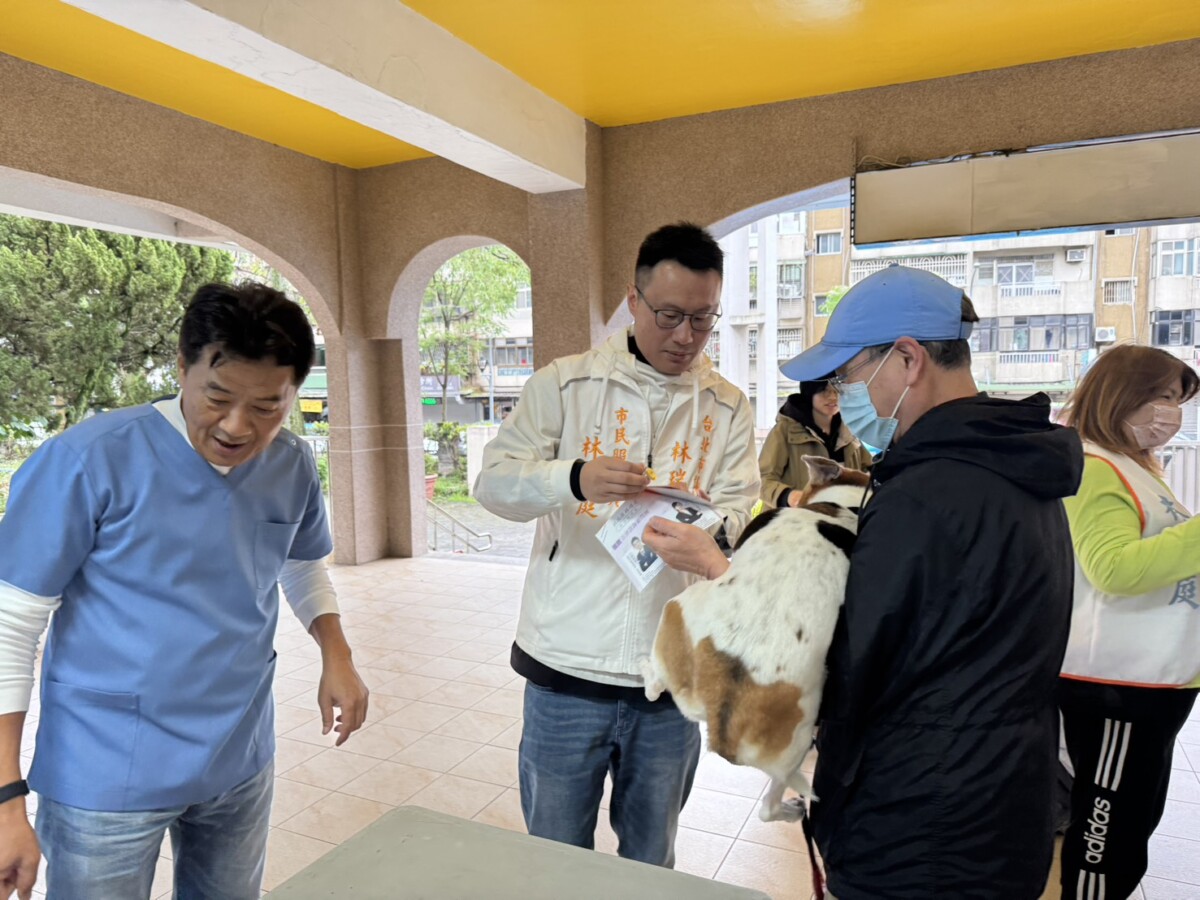林揚庭寵物健檢系列活動今年邁入第四年,提供毛孩免費健檢與疫苗施打。(資料照片)