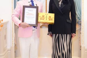 台灣之光躍上國際舞台 陳沅昌於世界杰出女性聯合大會與克羅地亞前總統交流