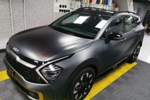 新莊職人打造台灣膜料品牌 改色保護膜平價入手、品質直追大廠