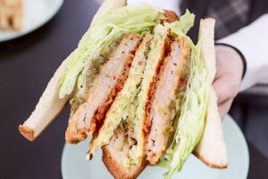 竹北三民路早午晚餐推薦 慢火熱煎鐵板奶油吐司 外帶團購都方便