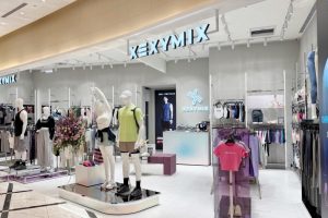 韓星最愛第一運動品牌 XEXYMIX 搶進微風南山 首家正櫃邀派翠克盛大揭幕