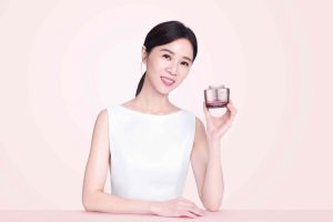 謝盈萱詮釋「剛剛好」保養美學