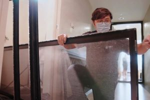 PM2.5恐隨開窗入侵室內 醫師提醒：過敏兒家庭更需防護 防霾紗窗成新選擇