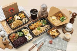 基隆人氣便當店主菜配菜選擇多 把熱炒作成個人餐盒